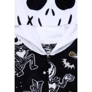Boys Jack Skellington Zip-up Union Suit (Size XS 4-5) BRAND NEW W TAGS